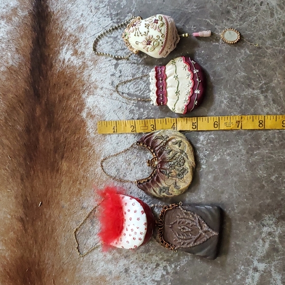 Vintage Collectable Figurines - Picture 3 of 3